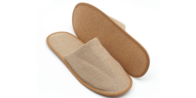 OEM Disposable Eco-friendly slippers Cork sole slipper with logo Biodegradable bamboo slipper